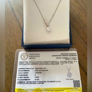 14k white gold lab grown diamond pendant
